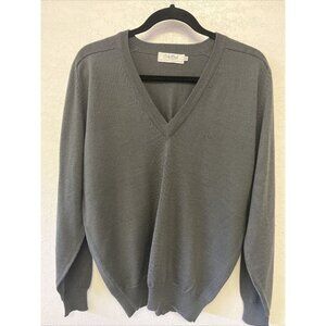 Gold Lion Elegant Creation  100% merino wool dark gray v neck sweater mens sz S